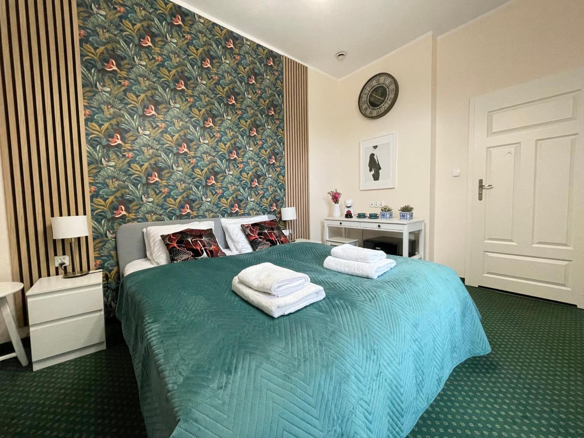 Gertrudy 10 Residence - 1-Minute Walk To The Old Town Krasków Εξωτερικό φωτογραφία